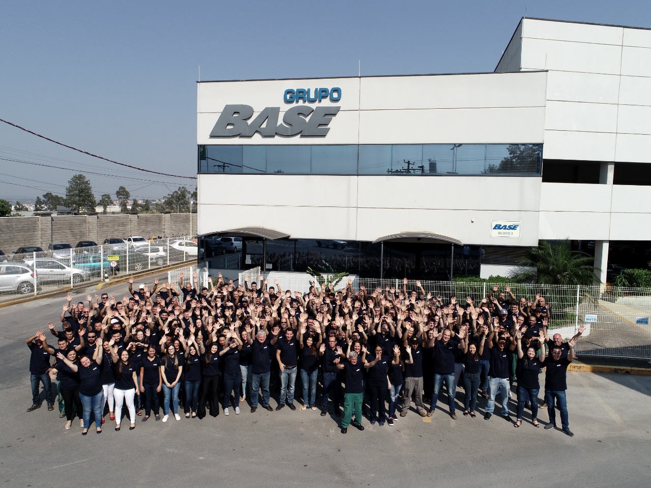 Grupo BASE